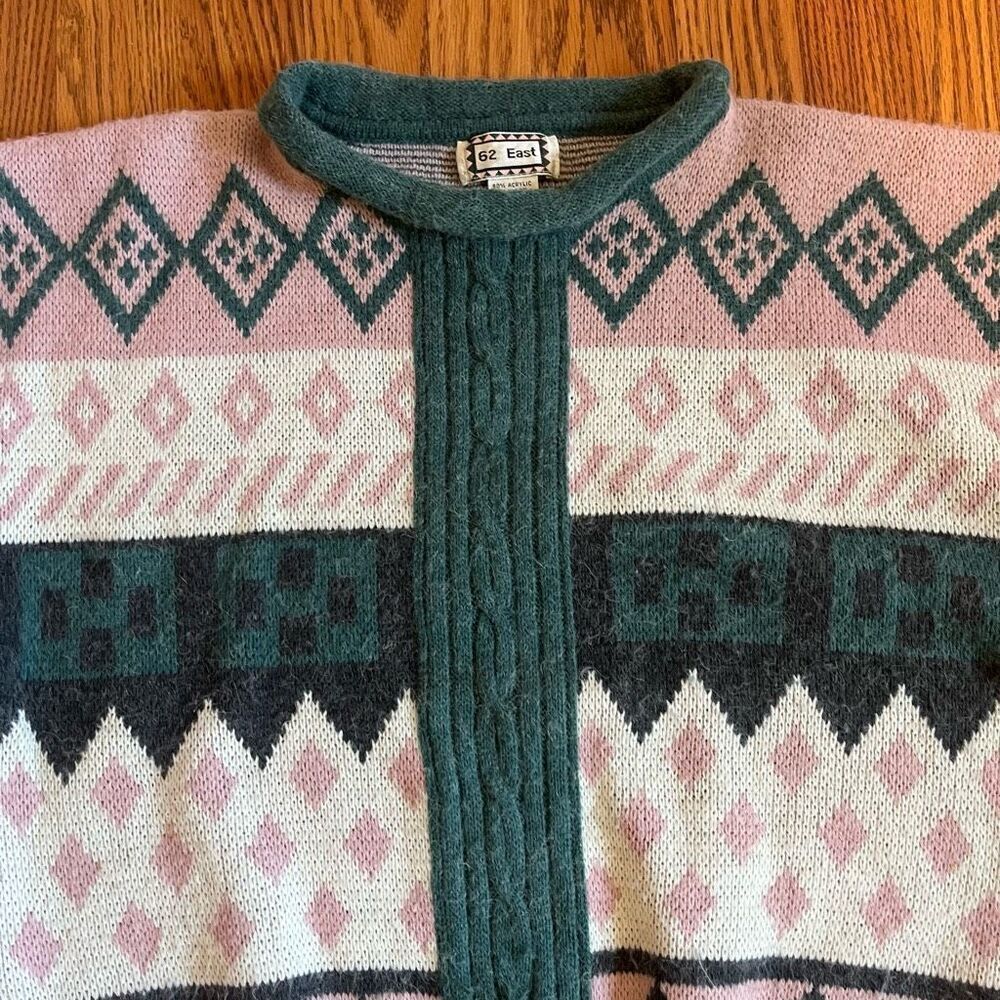 Vintage 62 East Geometric Pattern Rolled Neck Sweater Size Medium - Picture 2 of 7